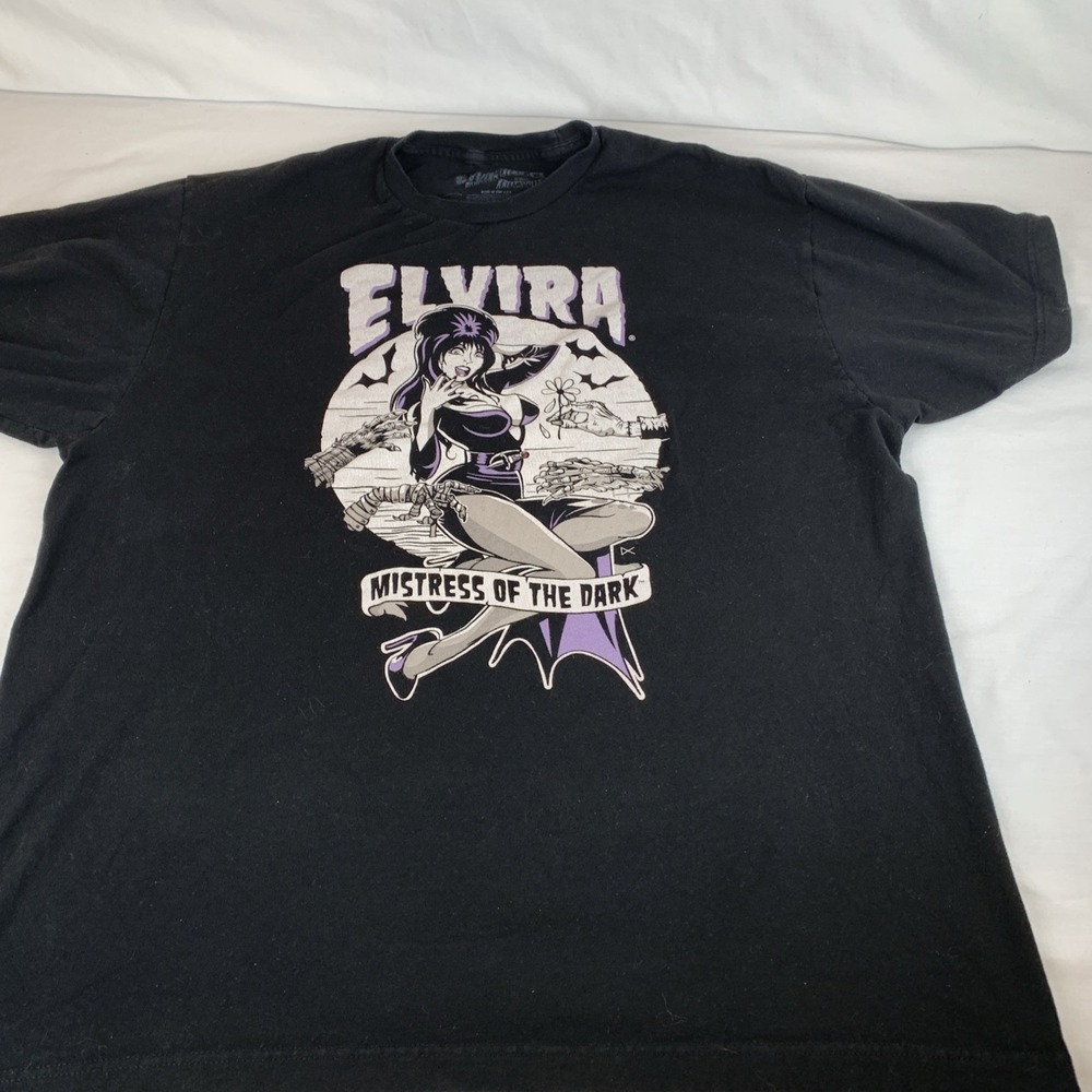 Elvira Mistress Of The Dark Men's XL Black T Shirt